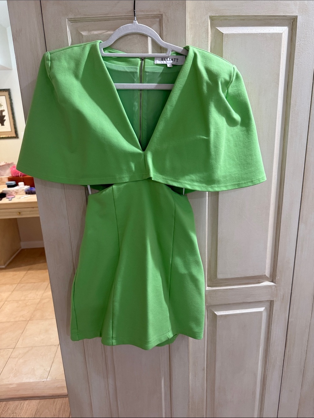 Elliatt Bright Green V-Neck Cutout Mini Dress